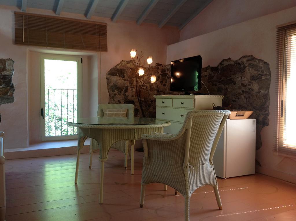 Maison D'Hotes Les Chambres De Mon Moulin Pégomas Zimmer foto
